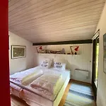 Holmehoj *